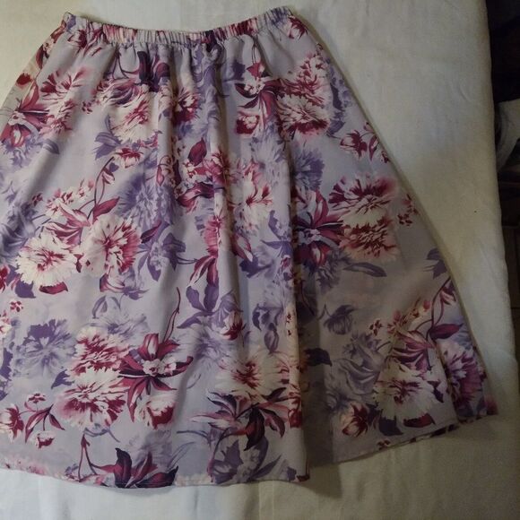 Vintage Floral Pattern Polyester Skirt - Picture 2 of 10